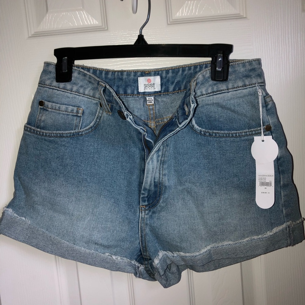 Sisstrevolution shorts